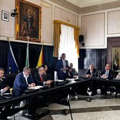 Racket e estorsioni, a Carini le istituzioni stringono un fronte comune. Tamajo: "Nessuno deve sentirsi solo" Racket e estorsioni, a Carini le istituzioni stringono un fronte comune. Tamajo: "Nessuno deve sentirsi solo"