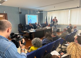 Sanità territoriale, De Filippis rassicura i sindaci: «Nessuna riduzione delle guardie mediche in Basilicata»