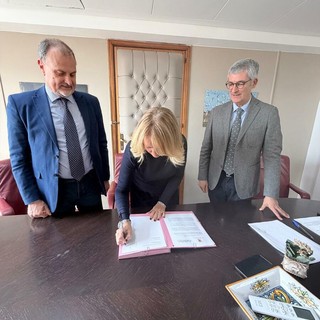 Ambiente, dalla Regione 16,4 milioni per la biodiversità. Boe intelligenti e gemello digitale per tutelare mari e aree naturali