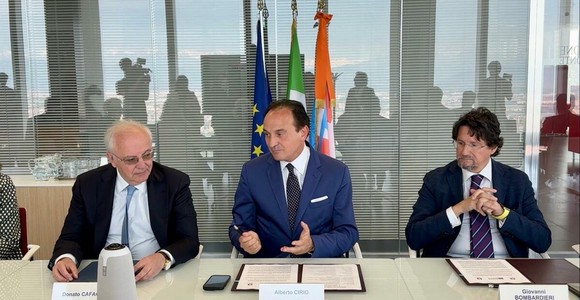 Testimoni di giustizia, il Piemonte firma il primo protocollo in Italia: 3mila euro di sostegno economico Testimoni di giustizia, il Piemonte firma il primo protocollo in Italia: 3mila euro di sostegno economico