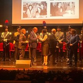 Arisa, cavaliere della Repubblica e cuore d'oro: concerto benefico a Potenza per una ragazza malata Arisa, cavaliere della Repubblica e cuore d'oro: concerto benefico a Potenza per una ragazza malata