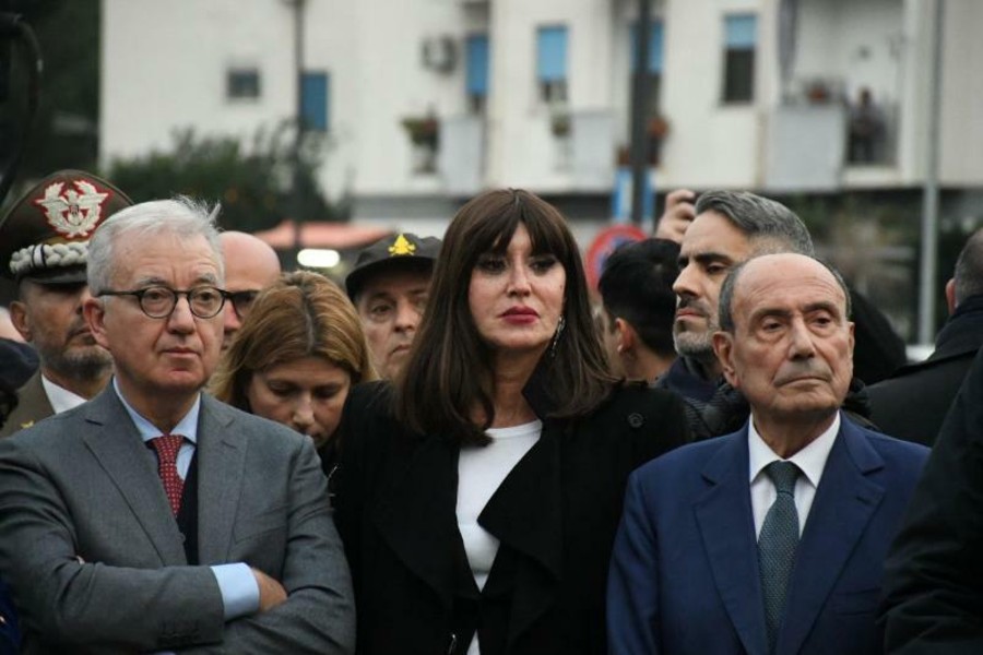 Borgo Nuovo, restituito alla comunità il Crocifisso restaurato. Le istituzioni unite per una periferia che rinasce