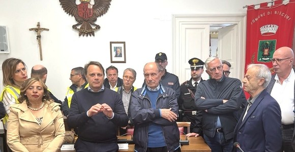 Frana di Niscemi, Schifani visita gli alloggi per gli sfollati: «Fatta squadra, ora risposte concrete»