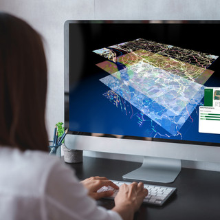 Rinnovabili, l’intelligenza artificiale accelera la sfida: 2.000 siti per il fotovoltaico in meno di un mese