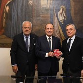 Carceri, voucher ferroviario ai parenti dei detenuti per le visite: accordo storico tra Regione Siciliana e Trenitalia Carceri, voucher ferroviario ai parenti dei detenuti per le visite: accordo storico tra Regione Siciliana e Trenitalia