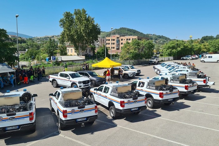 Protezione Civile, via ai contributi per il volontariato: mezzi e attrezzature più moderni per la campagna antincendio 2026 Protezione Civile, via ai contributi per il volontariato: mezzi e attrezzature più moderni per la campagna antincendio 2026