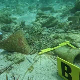 Lampedusa, tesori sommersi salvati dai predatori: recuperati 52 reperti archeologici
