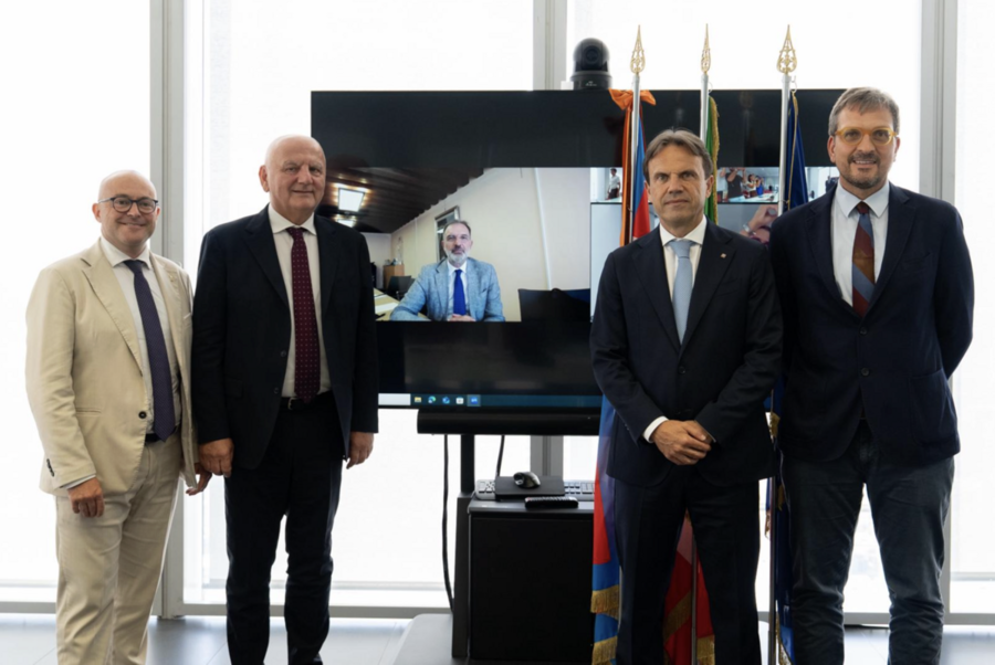 Regione Lombardia - Economia, la "Cabina di regia delle cinque Regioni" lancia il distretto manifatturiero unico del Nord