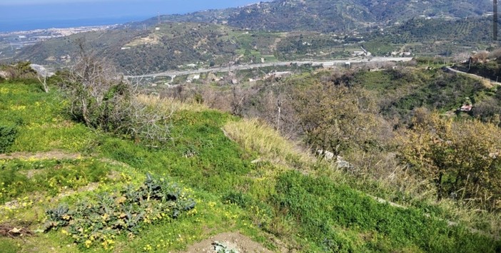 Sicurezza, parte la gara per salvare San Pier Niceto. 3,8 milioni per fermare le frane a contrada Ringa Sicurezza, parte la gara per salvare San Pier Niceto. 3,8 milioni per fermare le frane a contrada Ringa