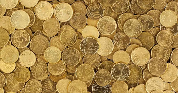 Bce: Confesercenti, da ulteriore rialzo tassi possibile aggravio da 460 milioni di euro l’anno per le piccole imprese Bce: Confesercenti, da ulteriore rialzo tassi possibile aggravio da 460 milioni di euro l’anno per le piccole imprese