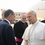 Papa Leone lascia Lampedusa, Schifani: "Giornata storica, la Sicilia c'è". Al Pontefice donata una triscele in ceramica Papa Leone lascia Lampedusa, Schifani: "Giornata storica, la Sicilia c'è". Al Pontefice donata una triscele in ceramica