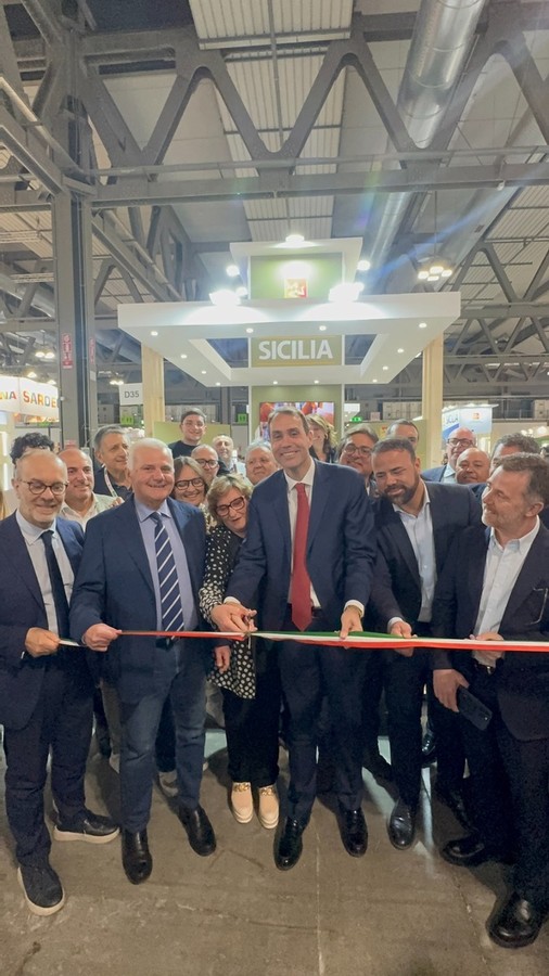 Agroalimentare, la Sicilia conquista il "Tutto Food" di Milano: 44 aziende in corsa per il mercato globale Agroalimentare, la Sicilia conquista il "Tutto Food" di Milano: 44 aziende in corsa per il mercato globale
