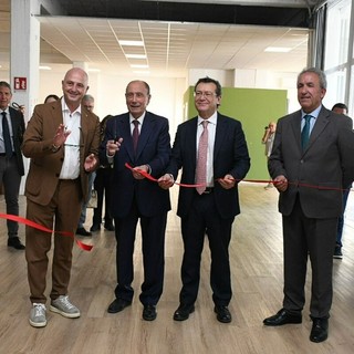 Mafia sconfitta a Brancaccio: i Magazzini diventano una scuola di legalità. Schifani: «Voi ragazzi avete vinto contro Cosa Nostra»