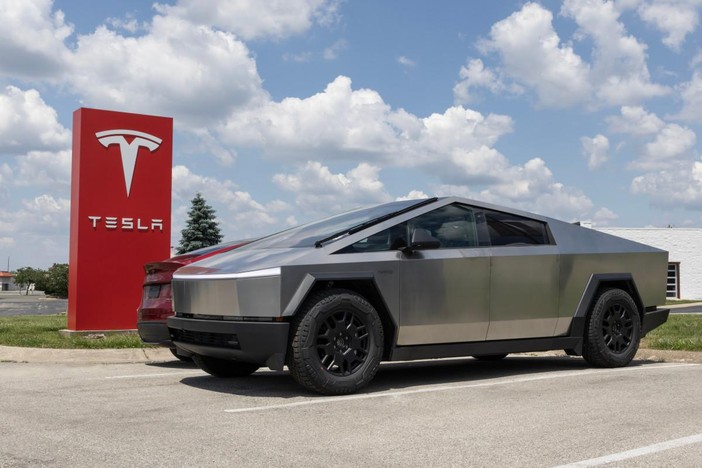 Tesla: una crescita esplosiva tra innovazione e sfide globali Tesla: una crescita esplosiva tra innovazione e sfide globali