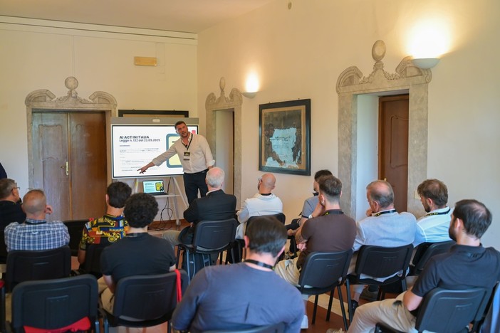 DEGG lancia "Coffee Break with AI": workshop mensili per governare l'Intelligenza Artificiale in azienda