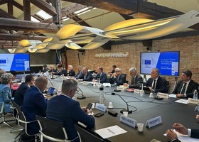 Materie prime critiche, il Veneto punta tutto su Porto Marghera: “Hub europeo per l’autonomia industriale” Materie prime critiche, il Veneto punta tutto su Porto Marghera: “Hub europeo per l’autonomia industriale”