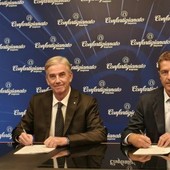 Confartigianato e Zucchetti lanciano il progetto “Artigianato Digitale”. Siglato accordo strategico per l’innovazione delle Mpmi Confartigianato e Zucchetti lanciano il progetto “Artigianato Digitale”. Siglato accordo strategico per l’innovazione delle Mpmi