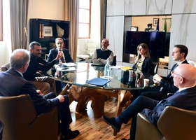 Acqua, Bardi e Decaro incontrano: "Nuovo accordo per gestire la crisi idrica" Acqua, Bardi e Decaro incontrano: "Nuovo accordo per gestire la crisi idrica"