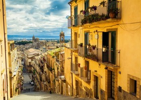 Regione Siciliana-quasi 7 milioni per sostenere Comuni in dissesto e valorizzare i beni confiscati Regione Siciliana-quasi 7 milioni per sostenere Comuni in dissesto e valorizzare i beni confiscati