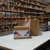 La peak season che non finisce mai. La nuova sfida della logistica per l’e‑commerce La peak season che non finisce mai. La nuova sfida della logistica per l’e‑commerce