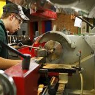 Hiab di Statte, Perrini: "Tavolo al Mimit positivo, ora la Regione Puglia sostenga il rilancio con Coseco"