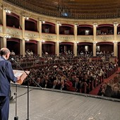 Donare sangue per combattere la mafia: Schifani lancia l’appello a 800 studenti al Politeama Donare sangue per combattere la mafia: Schifani lancia l’appello a 800 studenti al Politeama