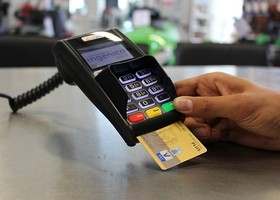 Commercio: Confesercenti, ancora in calo, per le piccole superfici peggior marzo degli ultimi tre anni.