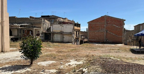 Ravanusa, la rinascita dopo la tragedia del 2021: approvato il progetto da 24 milioni. Schifani: «Daremo alla città un volto nuovo» Ravanusa, la rinascita dopo la tragedia del 2021: approvato il progetto da 24 milioni. Schifani: «Daremo alla città un volto nuovo»