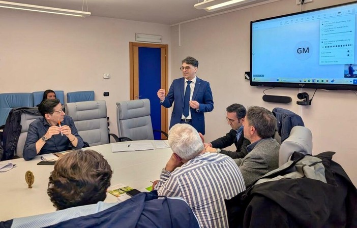 Forestazione, Cicala apre il confronto con i sindacati: «Dialogo e risultati concreti per il comparto lucano»