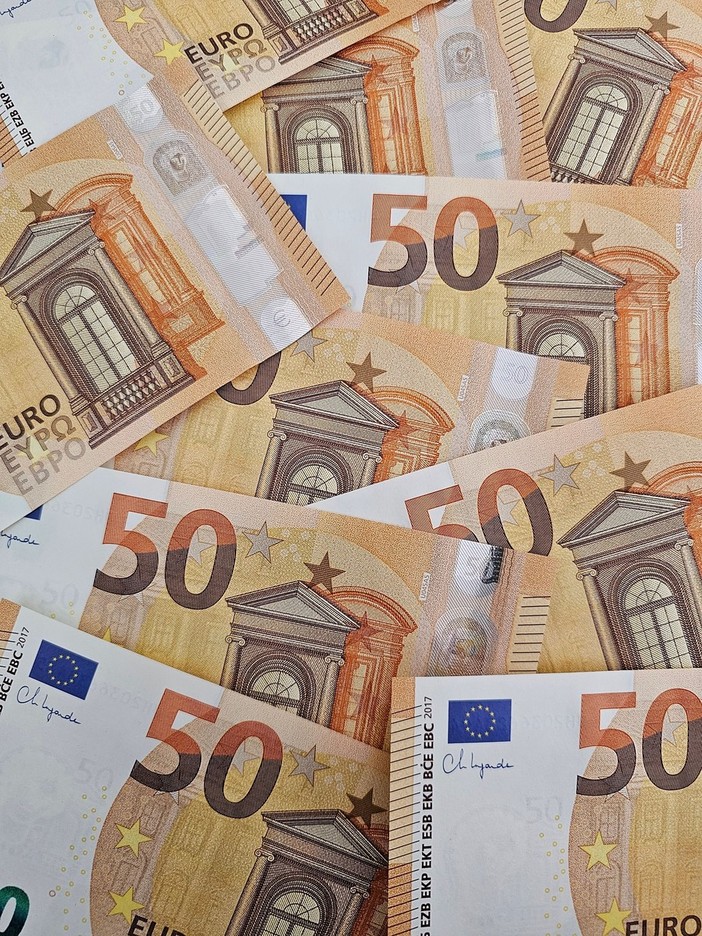 Iran: Confesercenti-CER, se tregua regge possibile recuperare +6,6 miliardi di Pil e +4,6 miliardi di consumi entro la fine del 2027