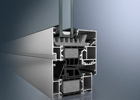 Vetro piano, il mercato italiano supera il miliardo e guarda al futuro sostenibile Vetro piano, il mercato italiano supera il miliardo e guarda al futuro sostenibile