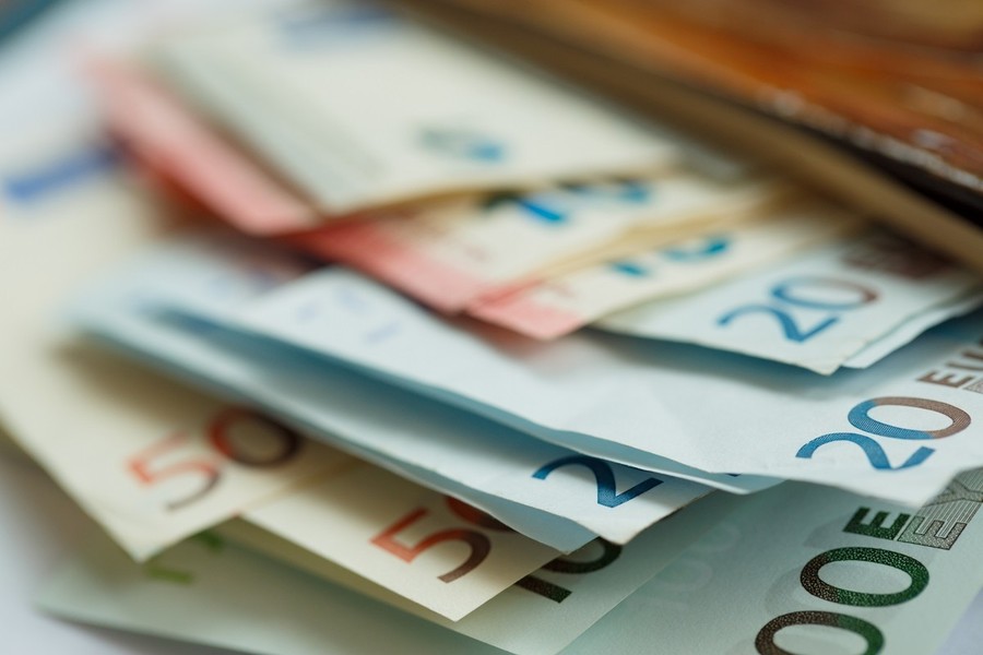 BCE: Confesercenti, rialzo dei tassi scelta che rischia di frenare ulteriormente consumi ed investimenti BCE: Confesercenti, rialzo dei tassi scelta che rischia di frenare ulteriormente consumi ed investimenti