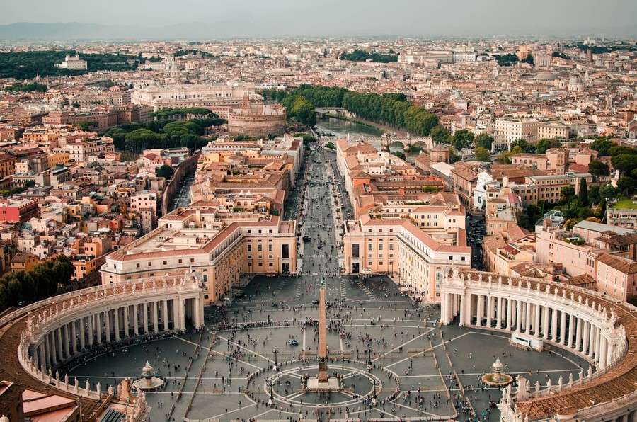 Hotellerie italiana in crescita: Il settore conquista investitori internazionali e locali!