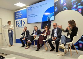 Basilicata, un ecosistema dell'innovazione fatto di Cluster e IncHUBatori: il modello lucano sbarca a Bologna Basilicata, un ecosistema dell'innovazione fatto di Cluster e IncHUBatori: il modello lucano sbarca a Bologna