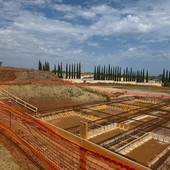 Campofelice di Roccella, dopo 70 anni nasce una nuova scuola: posata la prima pietra con la “teca del tempo”
