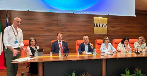 Bonifica della falda a Trisaia, nasce il Sit: oltre 3.900 dati ambientali in una piattaforma condivisa Bonifica della falda a Trisaia, nasce il Sit: oltre 3.900 dati ambientali in una piattaforma condivisa