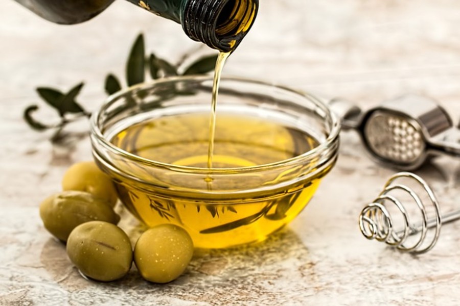 Olio: quotazioni a picco, scambi fermi. Confagri, Unapol e Assofrantoi sollecitano le misure annunciate al Tavolo e interventi straordinari Olio: quotazioni a picco, scambi fermi. Confagri, Unapol e Assofrantoi sollecitano le misure annunciate al Tavolo e interventi straordinari