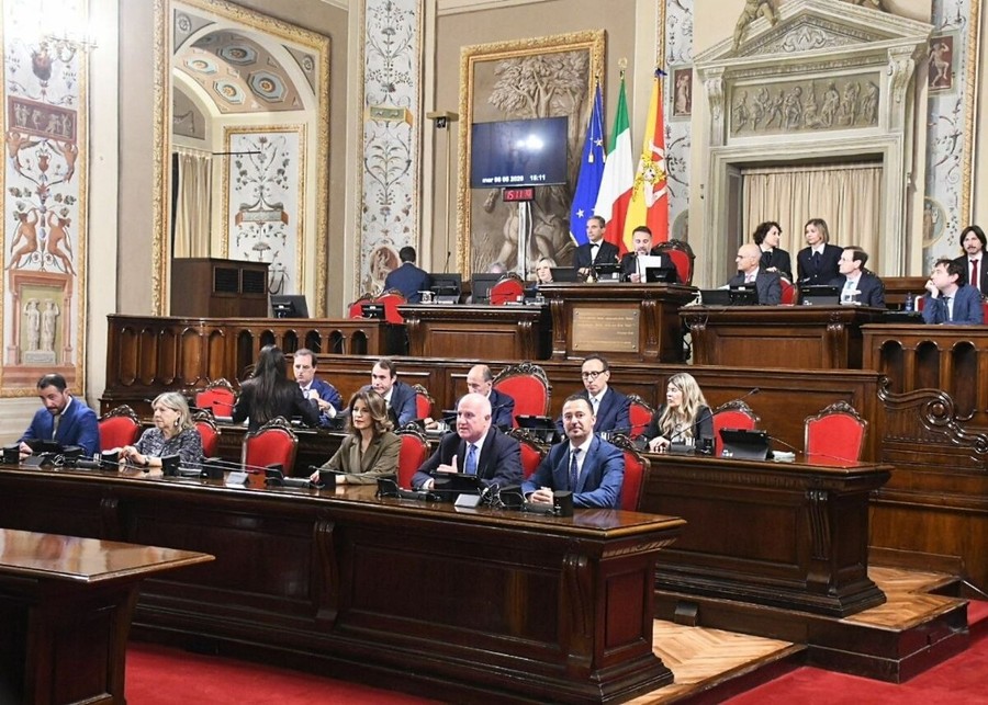 Giunta Schifani al completo, tre nuovi assessori giurano all'Ars: Albano, Caruso e Ingala prendono possesso delle deleghe