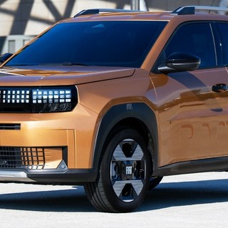 Fiat Grande Panda, protagonista a Milano. Test drive gratuiti e finale “Car of the Year 2026”