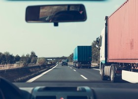 Autotrasporto, il governo sblocca 1 miliardo: crediti sul gasolio subito nel cassetto fiscale