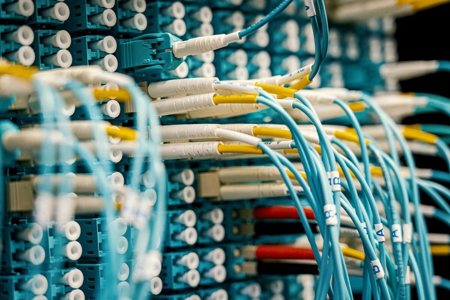 Data center e intelligenza artificiale, la corsa all’energia: +398 TWh entro il 2030 tra Usa, Cina e Ue Data center e intelligenza artificiale, la corsa all’energia: +398 TWh entro il 2030 tra Usa, Cina e Ue