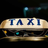 Taxi, tavolo al Mimit con Urso e Salvini