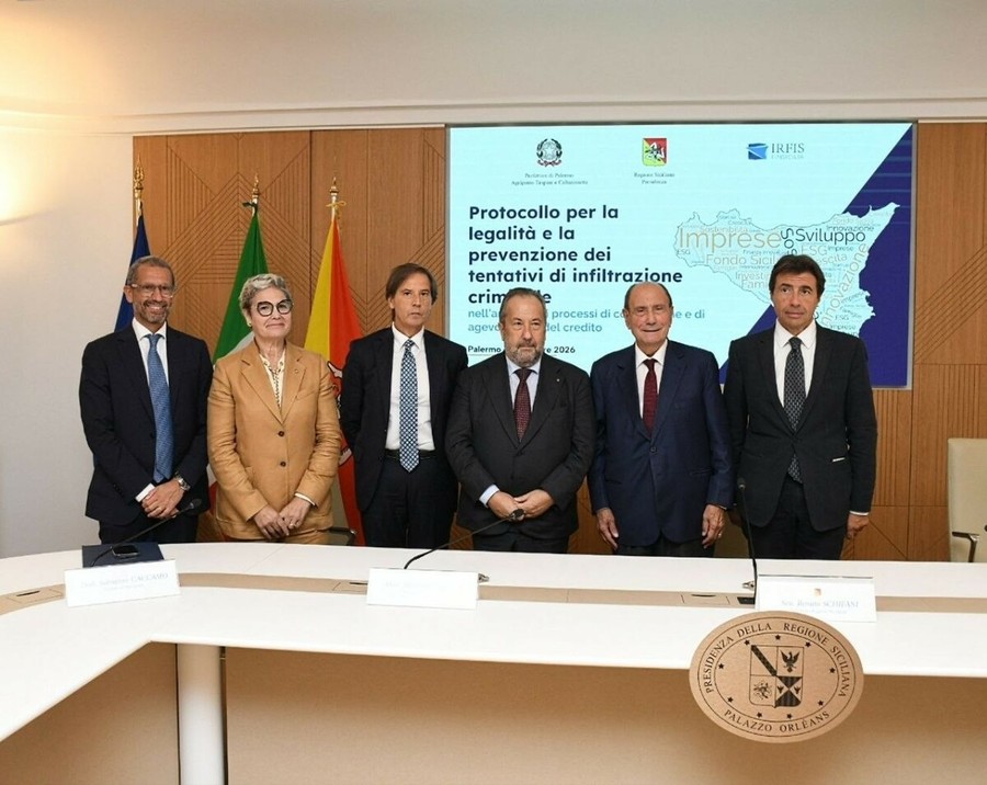 Antimafia, firmato protocollo tra Regione, Irfis e Prefetture. Schifani: «Controlli più veloci e rigorosi per assicurare trasparenza nell'erogazione dei fondi»