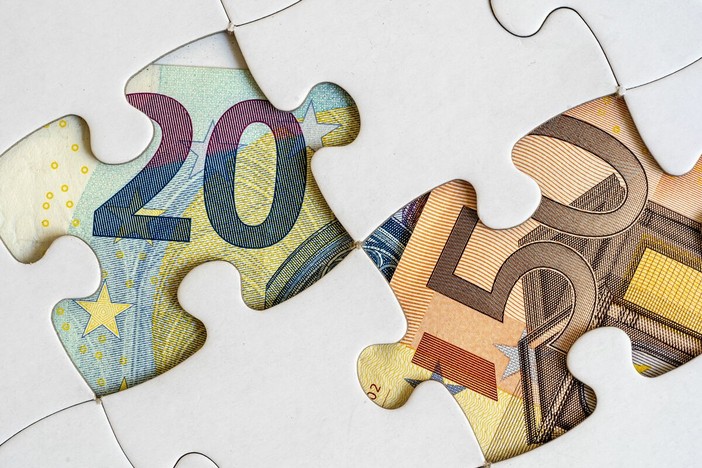 Manovra, caccia a 10 miliardi: tra le ipotesi anche un contributo dalle Casse dei professionisti