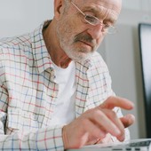Pensionati con partita IVA, dal 15 ottobre si può chiedere all’Inps più Irpef per evitare il conguaglio