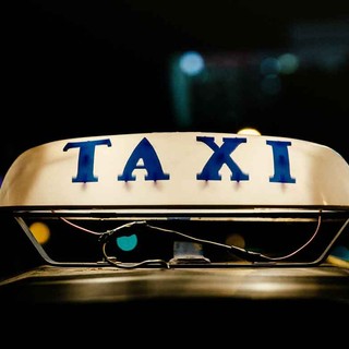 Taxi, tavolo al Mimit con Urso e Salvini