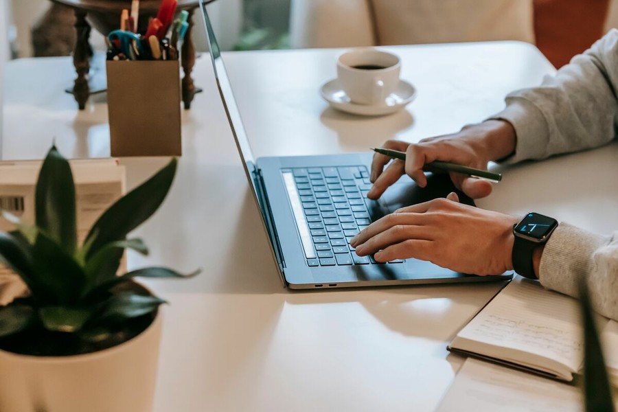 Intelligenza artificiale per le partite IVA: meno tempo sulle attività ripetitive, più attenzione ai clienti Intelligenza artificiale per le partite IVA: meno tempo sulle attività ripetitive, più attenzione ai clienti