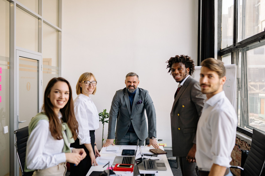 Meno trasferte e più incontri digitali: così cambia il mestiere del venditore Meno trasferte e più incontri digitali: così cambia il mestiere del venditore