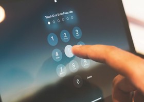 Cybersecurity, anche una piccola partita IVA può diventare un bersaglio: cinque rischi da non sottovalutare Cybersecurity, anche una piccola partita IVA può diventare un bersaglio: cinque rischi da non sottovalutare