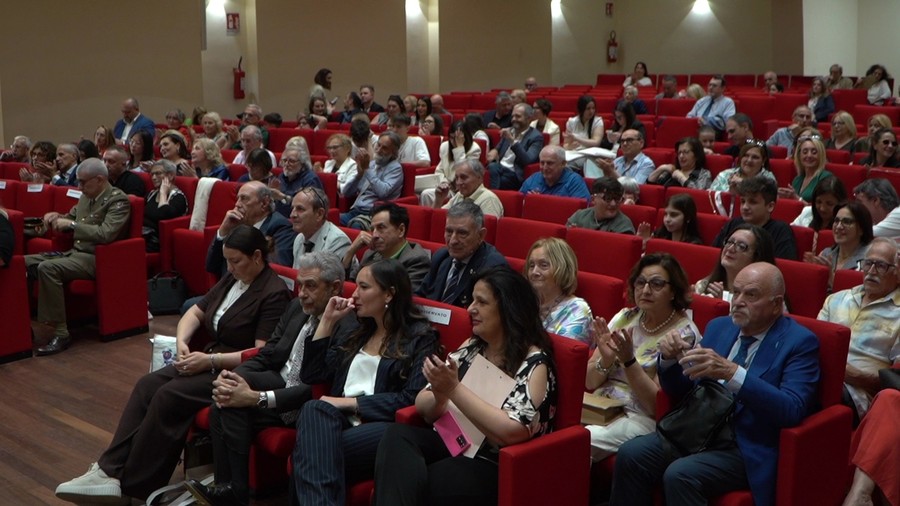 Caserta, trionfo di cultura e istituzioni: la terza edizione del Premio Artistico‑Letterario Pro Loco fa il pieno di opere e pubblico